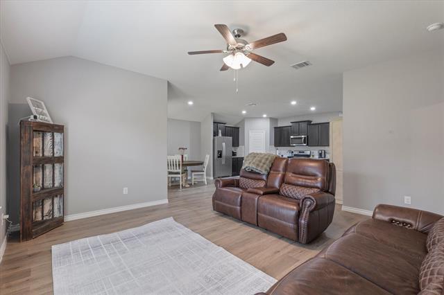 Building Photo - 7313 Mayplace Dr