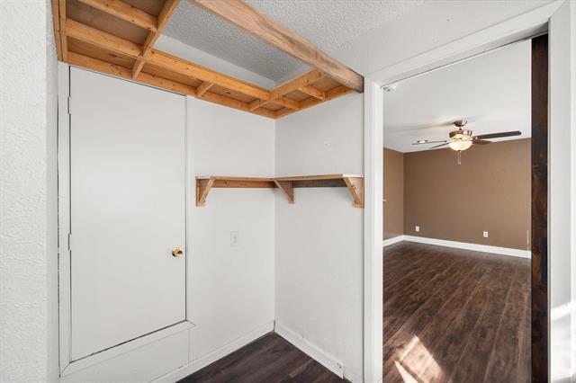 Building Photo - 604 Dunn St