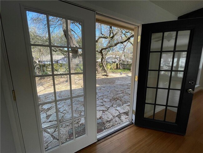 Building Photo - 11470 Bristle Oak Trail