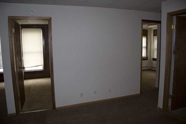 Living Room - 4th On Campus