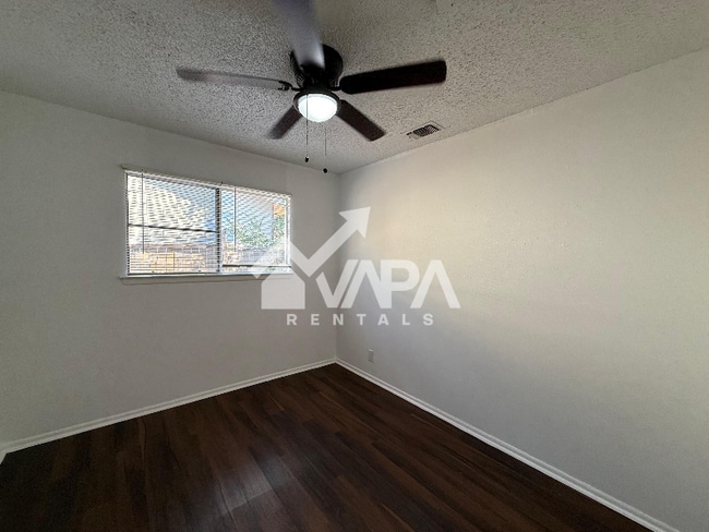 Building Photo - 9418 Shields Dr