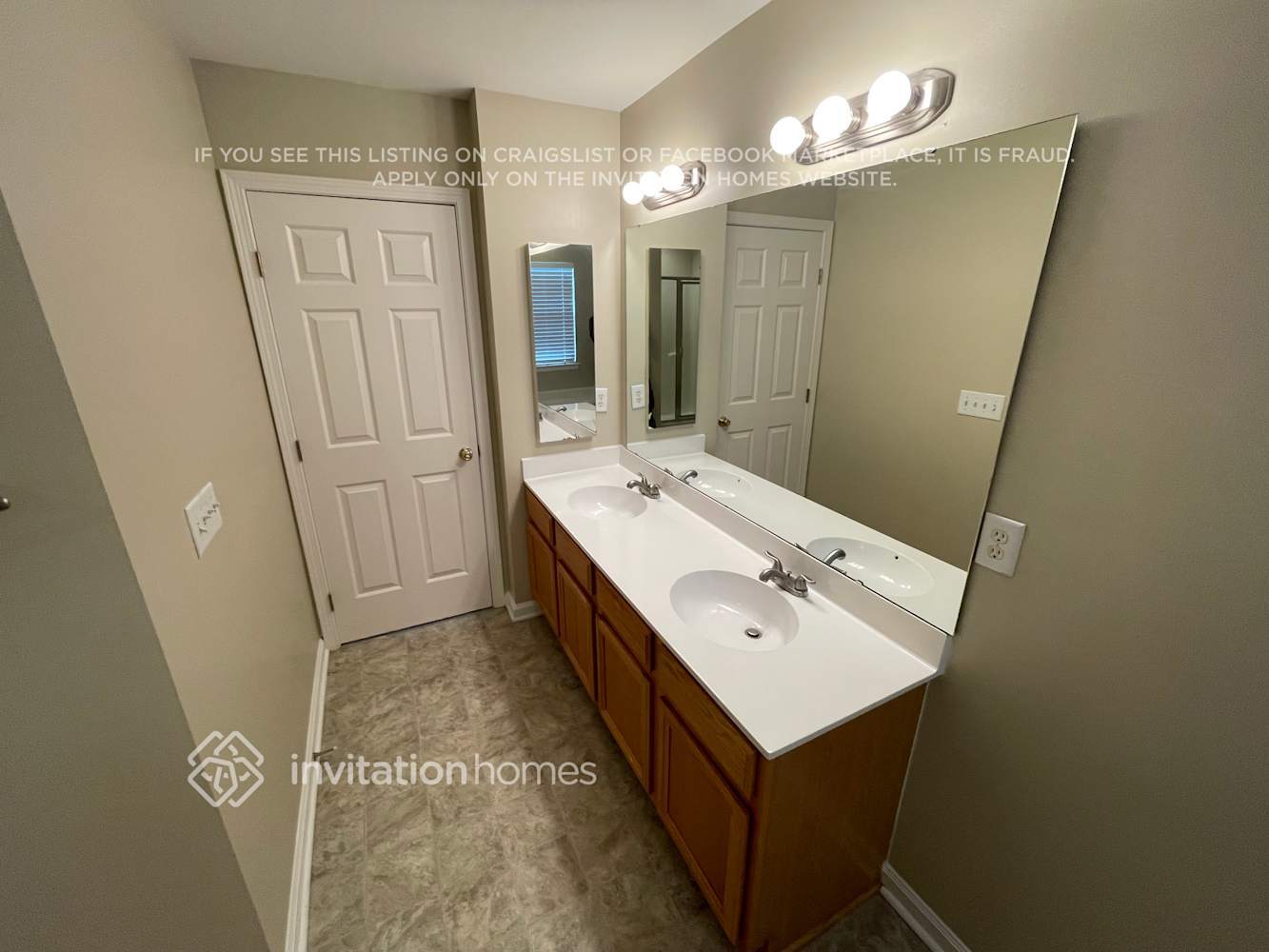 Building Photo - 578 Lansfaire Ave NW