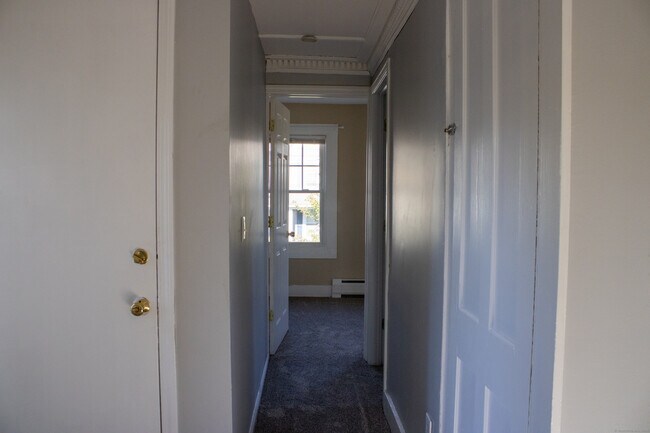 Building Photo - 34 Fair St