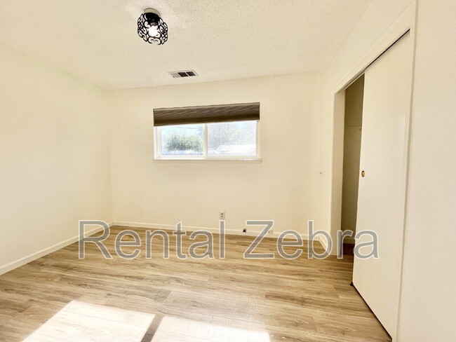 Building Photo - 2747 Branco Ave
