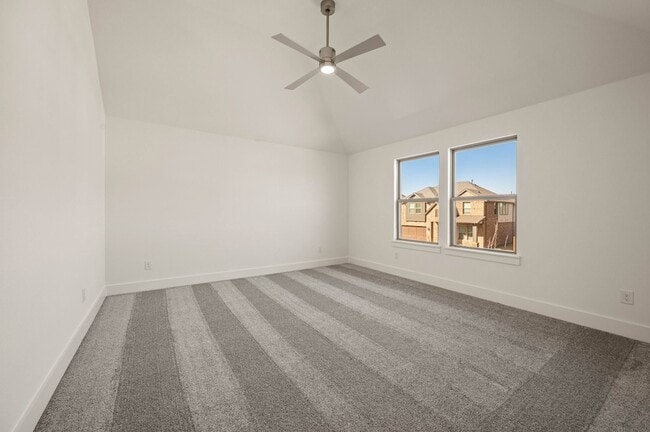 Building Photo - 2629 Tanager St