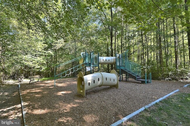 Building Photo - 1334 Garden Wall Cir