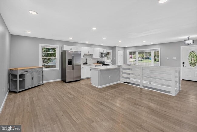 Building Photo - 4752 Carterwood Dr