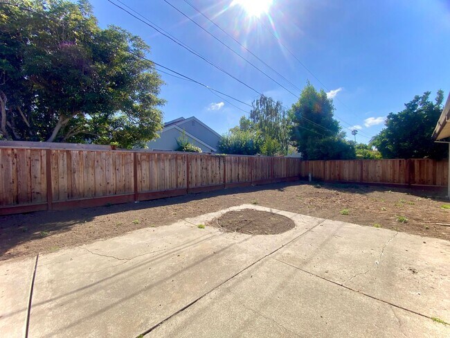 Building Photo - Lovely 3-bedroom home in Fremont!