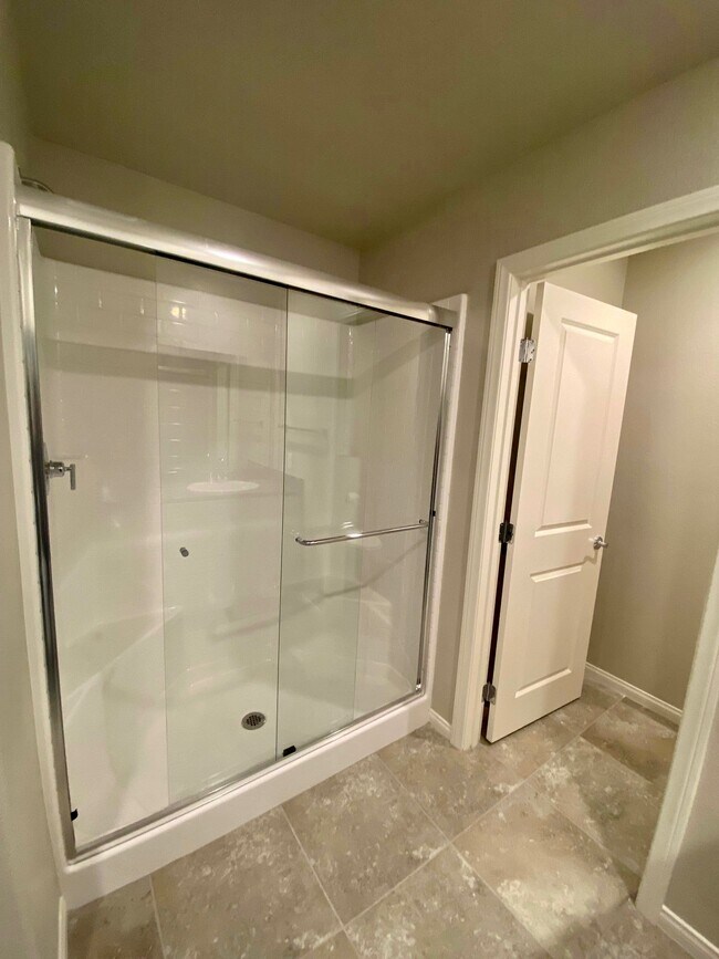 Building Photo - 3816 Antilia Ave