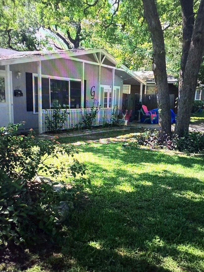 Primary Photo - 707 Vogel Ave