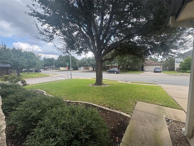 Building Photo - 3816 Eagles Nest St