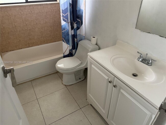 Building Photo - 11380 Royal Palm Blvd