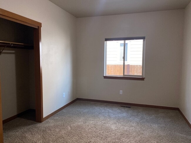 Building Photo - 3-bedroom, 1.75 Bath Home in the Village