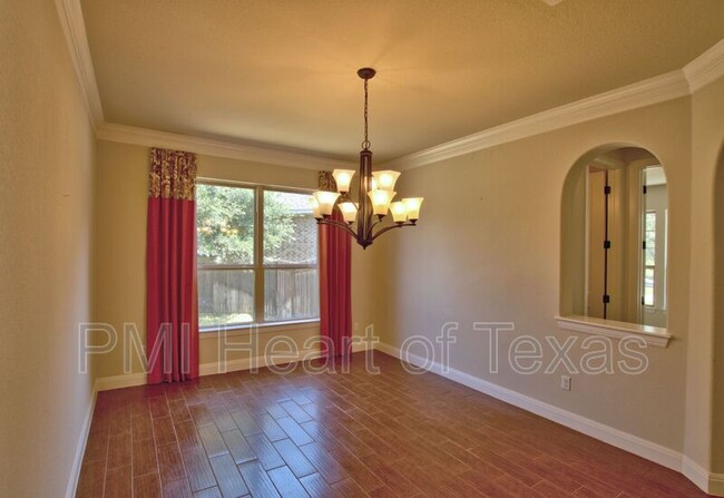 Building Photo - 1703 Elkins Ln