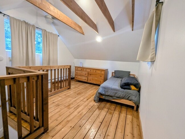 Building Photo - 2Bd/.75Ba Monroe House