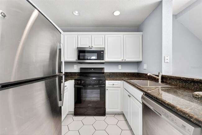 Building Photo - 105 S Bradford Bch Ct