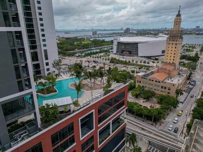 Building Photo - Orange Crush- Resort-Style Amenities