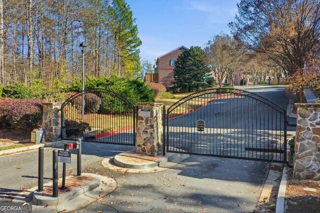 Building Photo - 1440 Ferocity Ridge Way NW