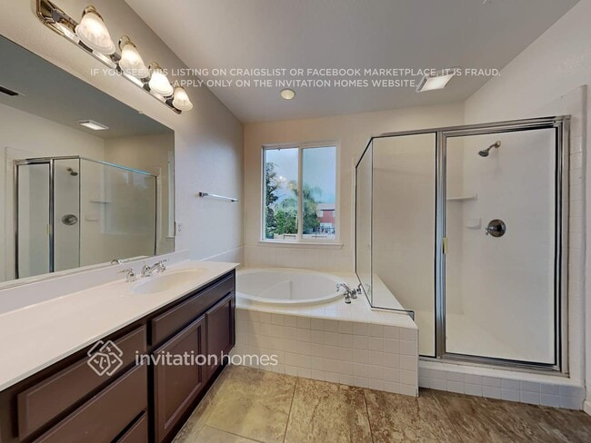 Building Photo - 5747 Grove Ave