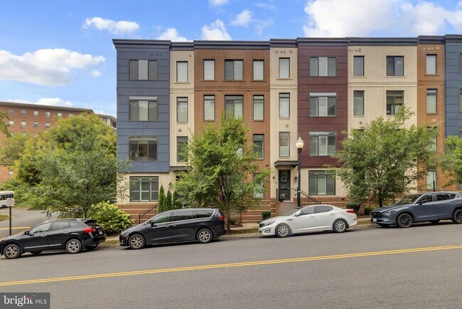 Building Photo - 5106 Fillmore Ave