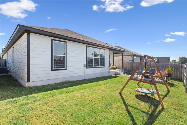 Building Photo - 2120 Blackhawk Lp