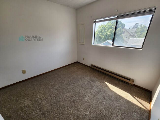 Building Photo - 3217 N Lee St