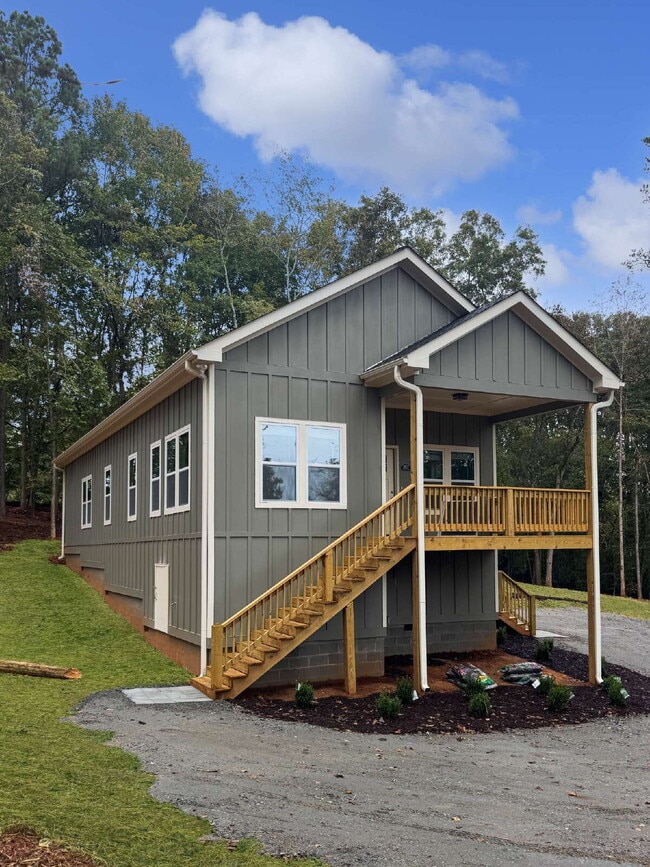 Building Photo - Roomy and Modern New Construction Home Available Now!