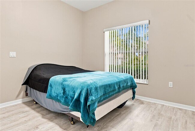Building Photo - 3616 Valleyview Dr