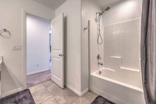 Building Photo - Stunning Skye Canyon Home in gated community with Loft & Upgrades