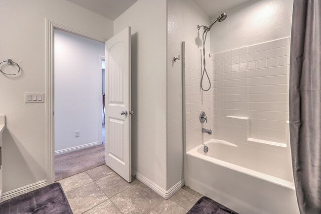 Building Photo - Unfurnished Skye Canyon Home in gated community w/ Loft & EV Charger