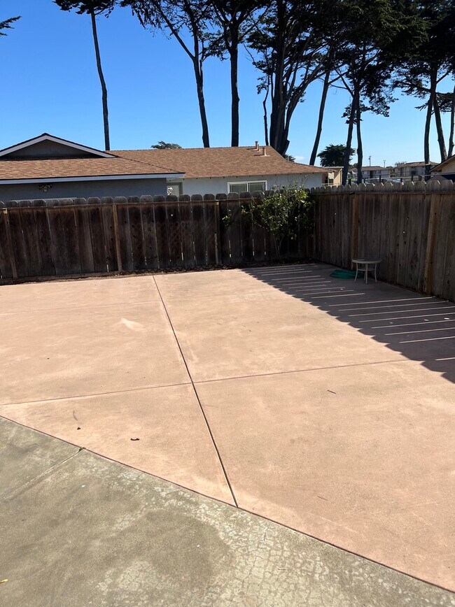 Building Photo - 175 San Pablo Ct