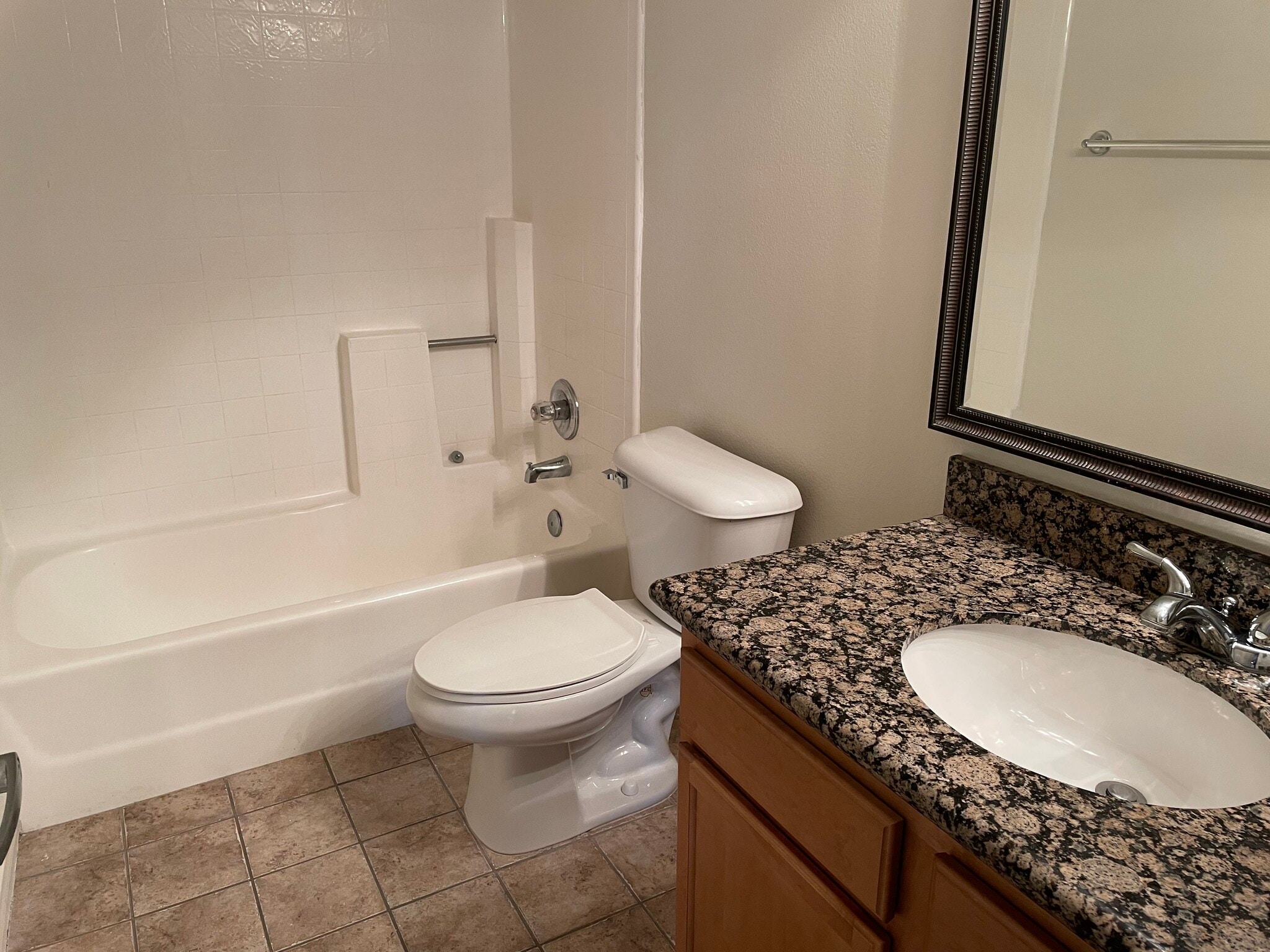 Building Photo - 2111 Sealion Dr