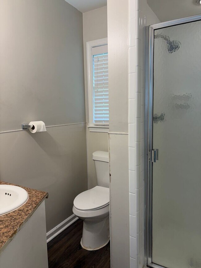 Building Photo - Move-In Ready 4BR/3BA Home with Spacious Layout & Large Yard
