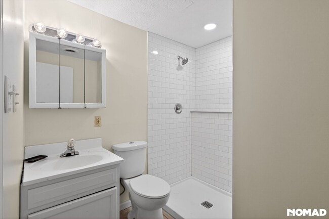 Building Photo - 603 Dellinger Dr