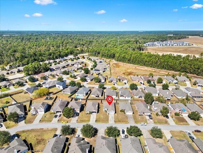 Building Photo - 21411 Forest Colony Dr