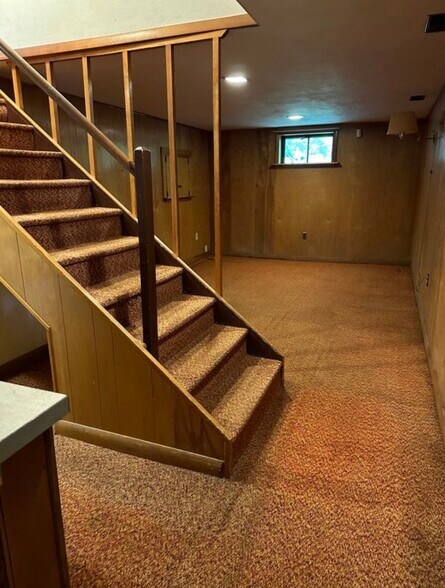 Building Photo - 100 Francis Wyman Rd