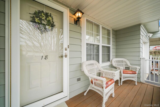 Building Photo - 18 Summerfield Cir