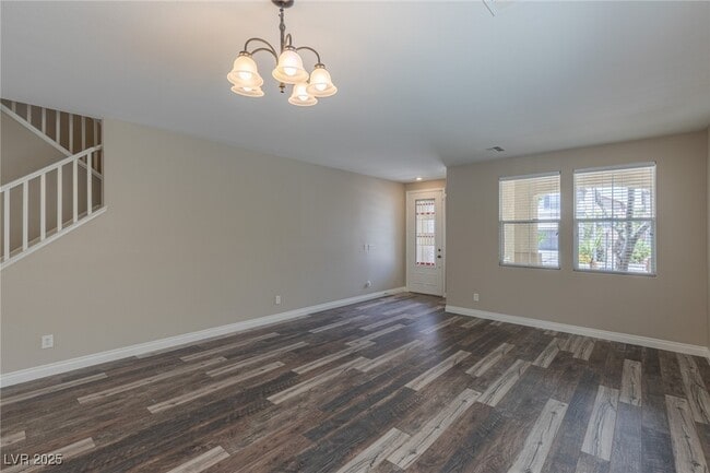 Building Photo - 145 Staplehurst Ave