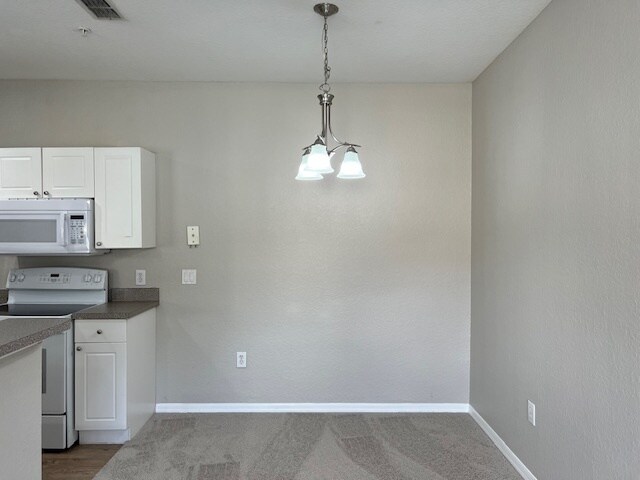 Building Photo - 852 Grand Regency Pointe