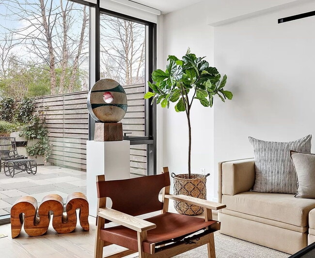 Building Photo - 130 Furman St