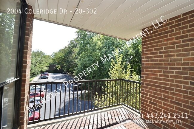 Building Photo - 2004 Coleridge Dr