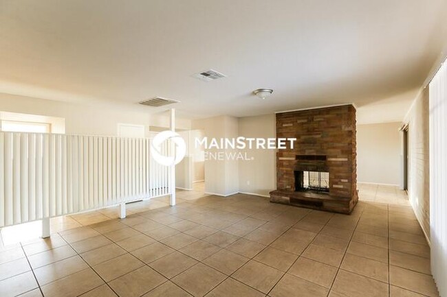 Building Photo - 5514 W Monterosa St