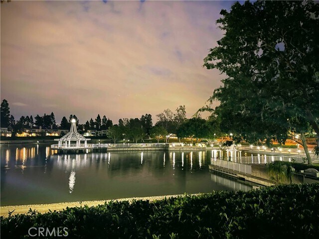 Building Photo - 330 Fallingstar