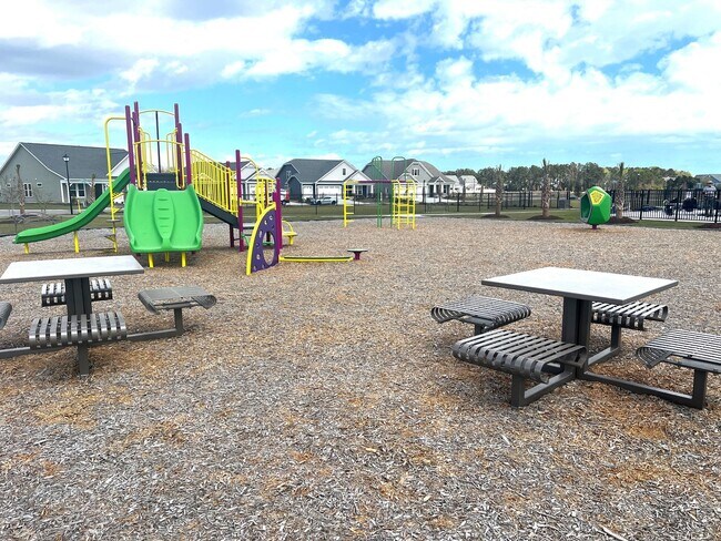 Building Photo - New Home Now Available in Traditions in Carolina Forest! Pet Friendly! Community Pool! Large Loft!