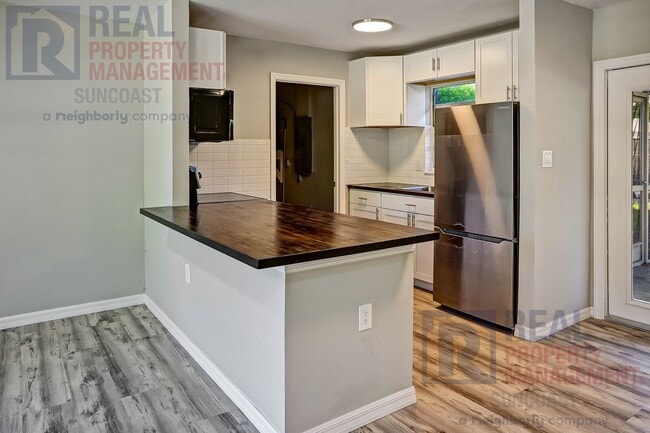 Building Photo - 3822 Gopher St