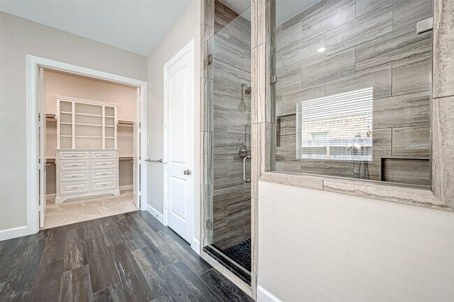 Building Photo - 6527 Camillia Ct