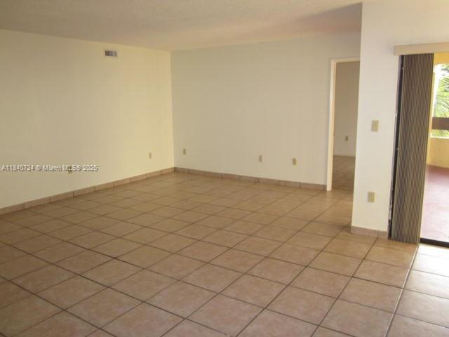 Building Photo - 8830 SW 123rd Ct