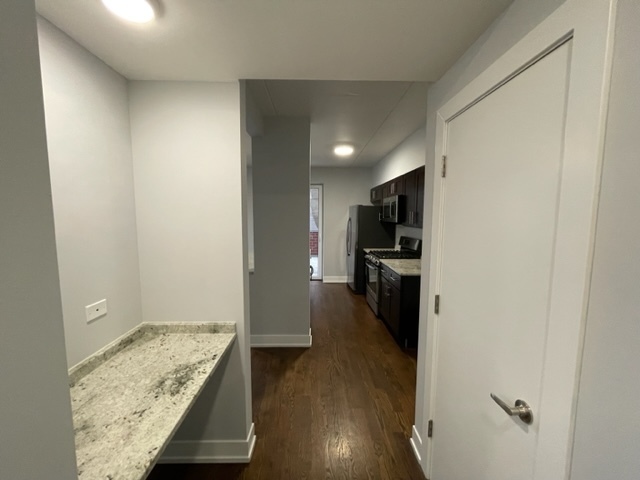 Building Photo - 2315 W Flournoy St