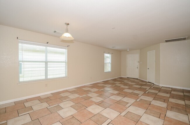 Building Photo - 11711 Wainscot Ct