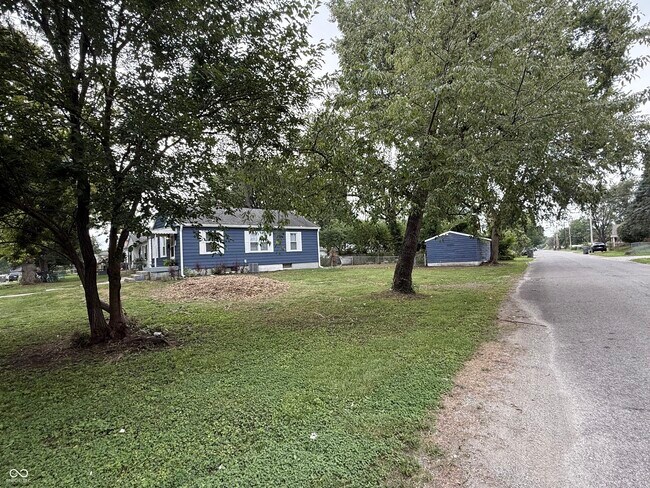 Building Photo - 4801 Farrington Ave